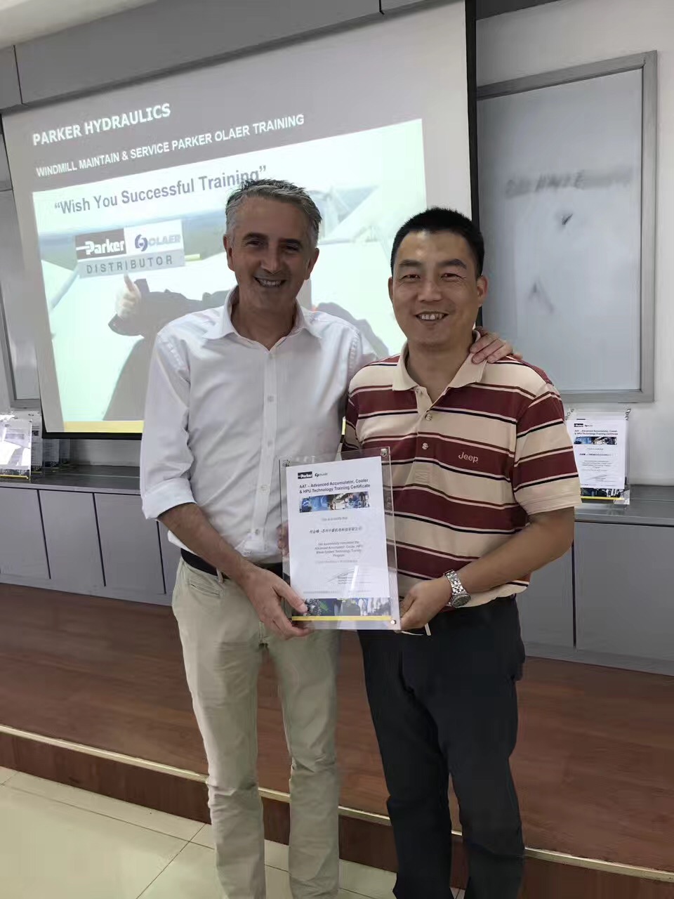 Parker液壓培訓(xùn)順利通過，畜能器；冷卻器；維修；購(gòu)買可以聯(lián)絡(luò)我們