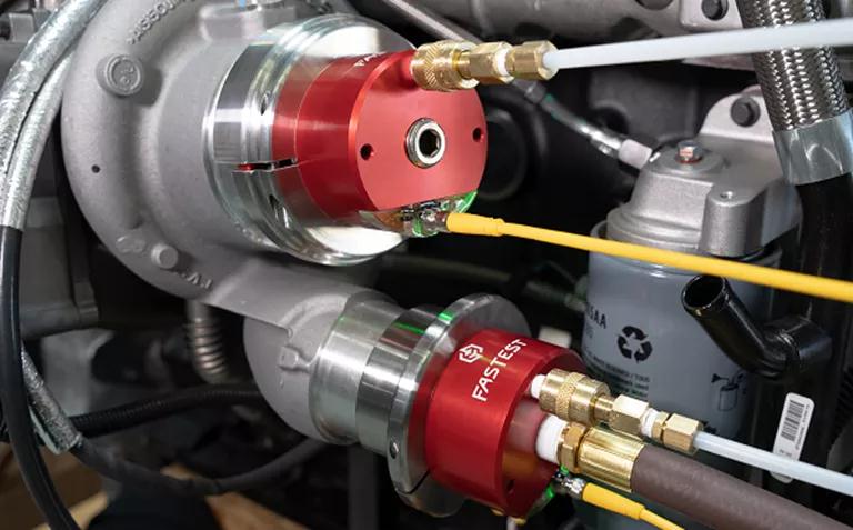 FasTest連接法蘭端口和渦輪增壓器 - 定制快速接頭FEG