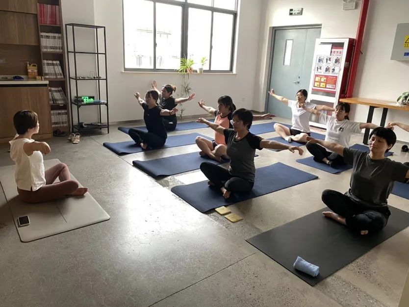 夏日炎炎， 中泰“瑜”你攜手同行